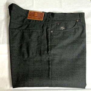 Brunello Cucinelli 5 Pockets Dress Pants.     100% Wool Sz 36